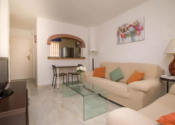 Erisa 56 By Ivi Real Estate * Τορρεμολίνος